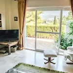 Gorgeous 2br Apt. W/ Mountain View Puerto Banus Dom wakacyjny