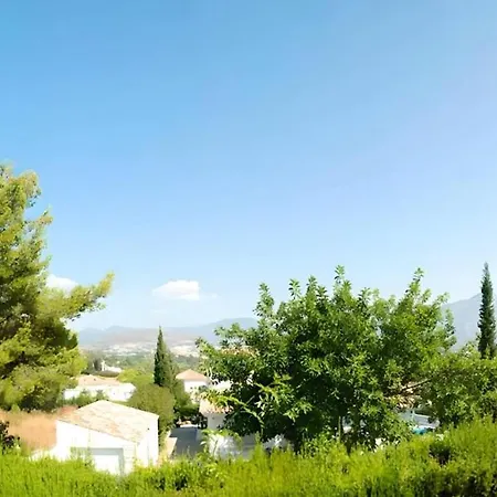 Gorgeous 2br Apt. W/ Mountain View Puerto Banus Ferienhaus Marbella