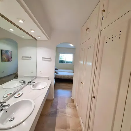 Two-bedroom With Terrace In Nueva Andalucia