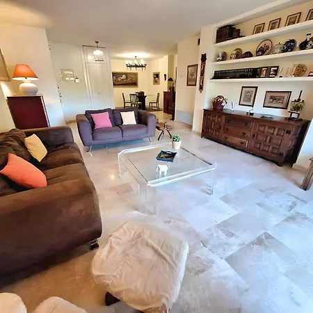 شقة Two-bedroom With Terrace In Nueva Andalucia ماربيا