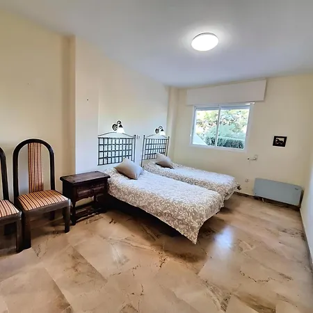 Two-bedroom With Terrace In Nueva Andalucia