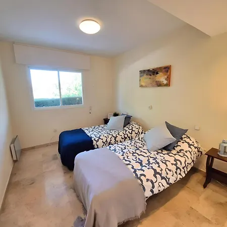 Two-bedroom With Terrace In Nueva Andalucia *