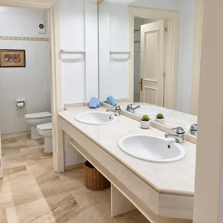 Two-bedroom With Terrace In Nueva Andalucía Apartamento Marbella
