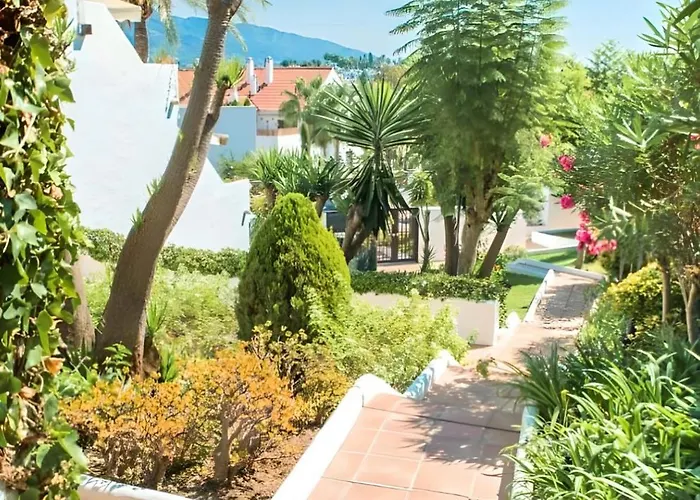 Gorgeous 2br Apt. W/ Mountain View Puerto Banus