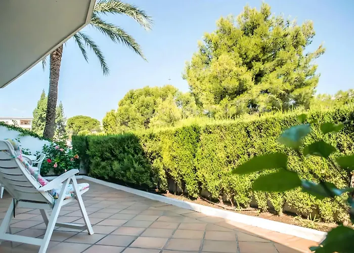 Gorgeous 2br Apt. W/ Mountain View Puerto Banus Feriehus Marbella